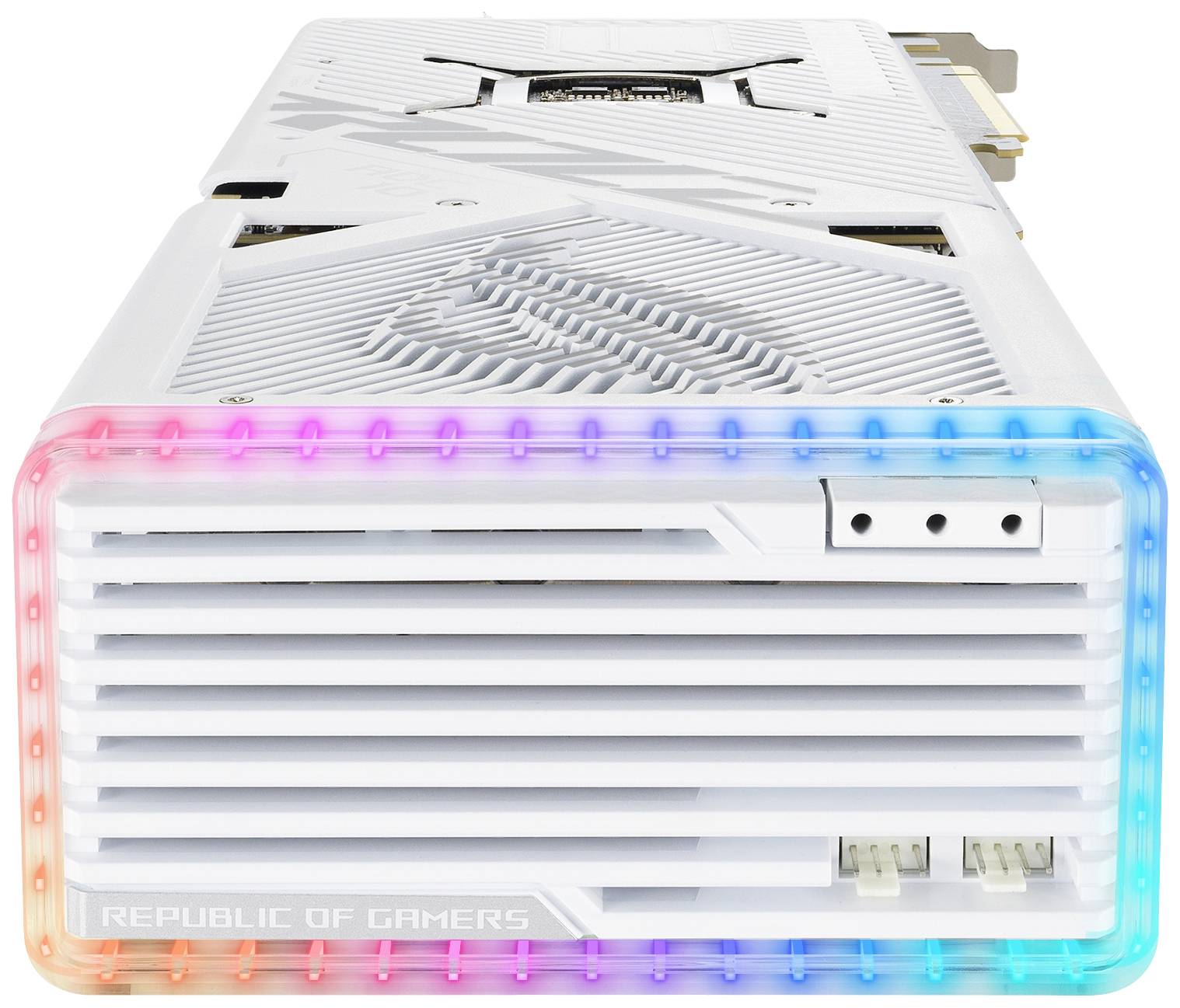 Hvidt gaming-grafikkort med RGB-belysning, mærkelogo og tilslutninger synlige på en side.