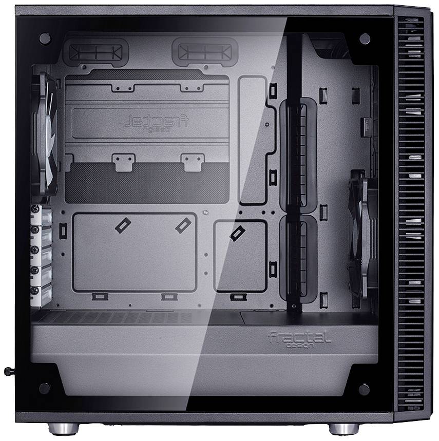 Sort computeretui med transparent sidevindue, som viser den indvendige struktur til montering af komponenter.