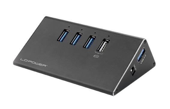 Sort USB-hub med fire USB 3.0-porte og en USB-C-port, med en siddemonteret netafbryder. Mærke: LCPower.