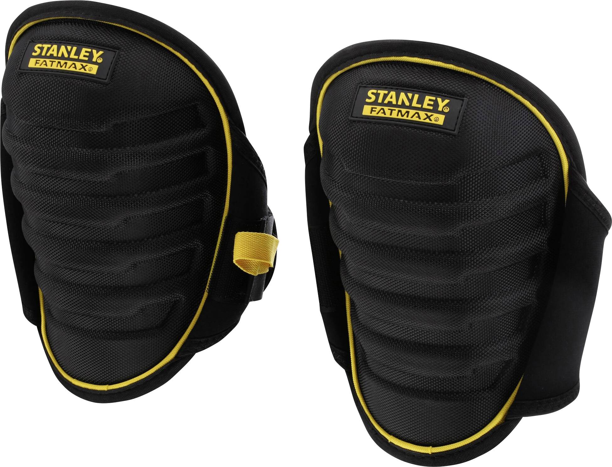 Sorte knæbeskyttere med gule detaljer og 'Stanley Fatmax' logoet øverst. De yder beskyttelse ved arbejde på hårde overflader.