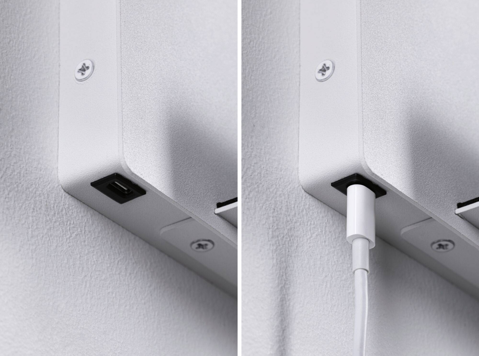 Nærbillede af to USB-stik på en hvid væg. Til venstre uden kabel, til højre med et hvidt kabel sat i.