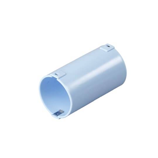 Lys blå cylindrisk plastdel med monteringsfliger, muligvis et installationstilbehør eller rørkoblingsstykke.