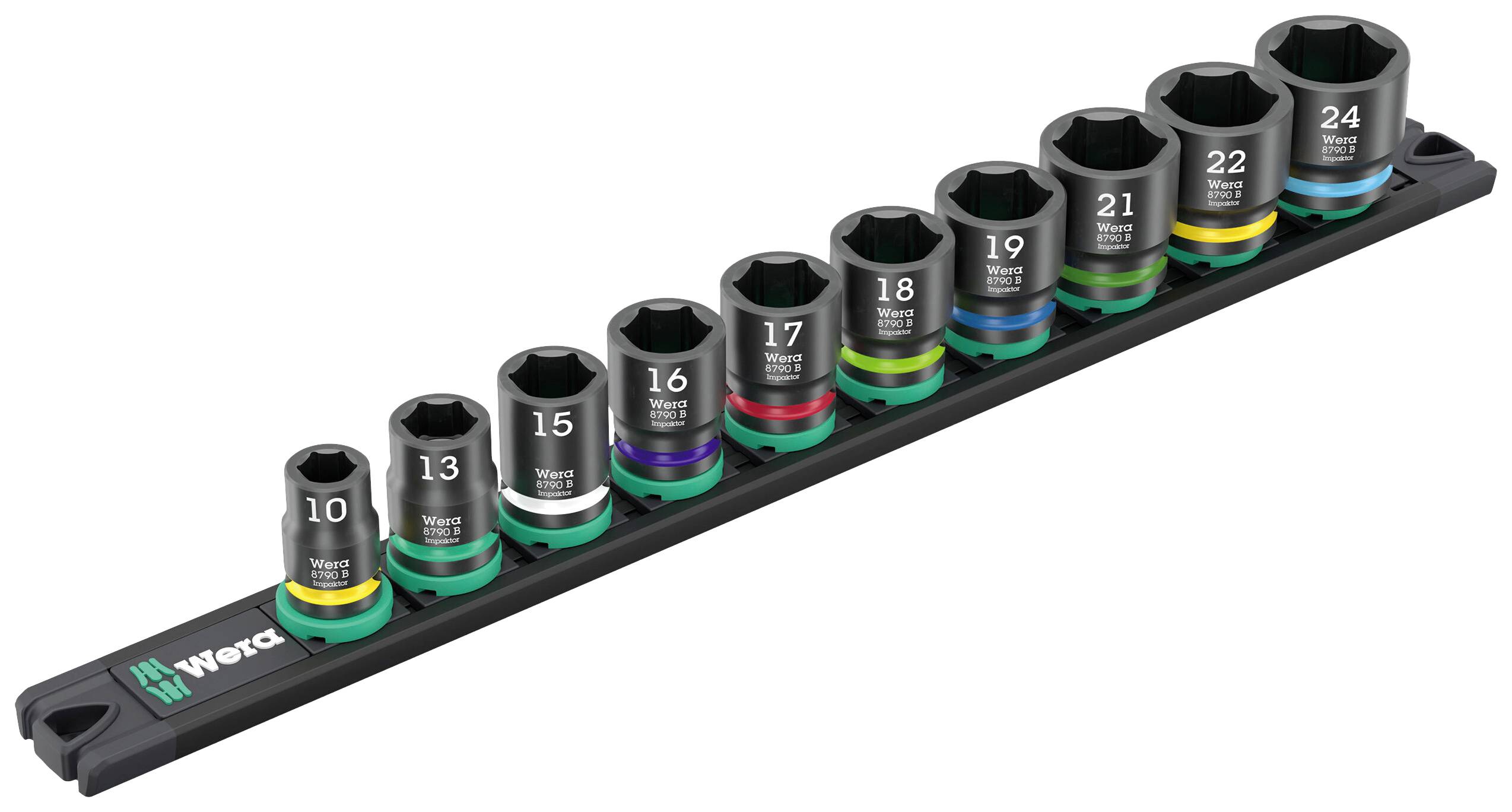 Et sæt farvekodet topnøgler med størrelsesmærkning fra 10 til 24 mm, arrangeret på et stativ fra mærket Wera.