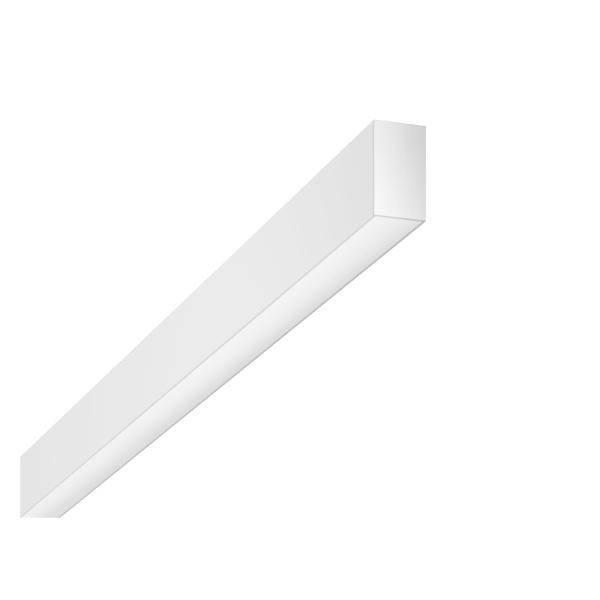 Hvid, rektangulær LED-loftslampe i minimalistisk design. Velegnet til moderne interiør og kontorbelysning.
