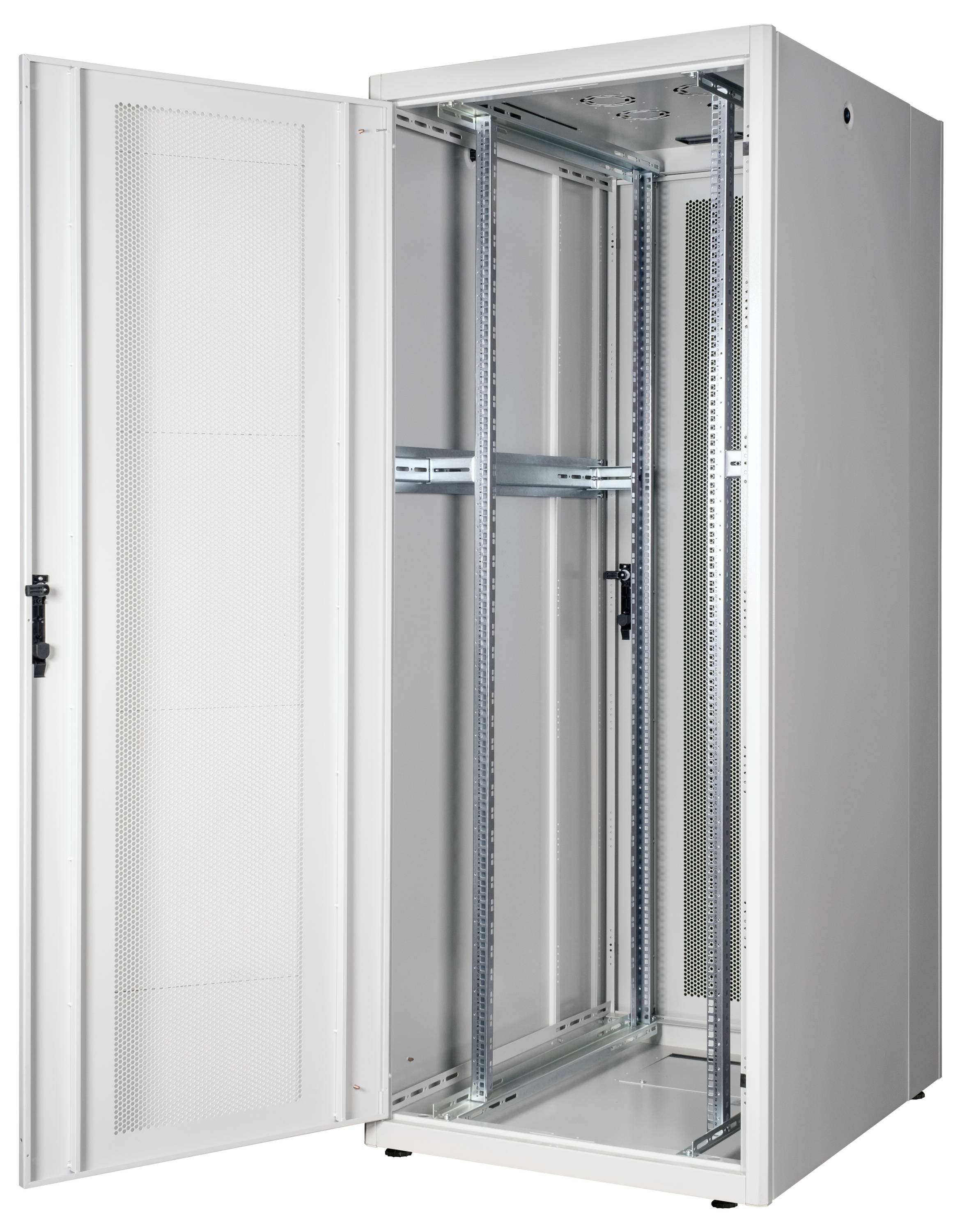 En åben, tom serverracks med ventilationsåbninger på siderne. Egnet til placering af servere og IT-udstyr.