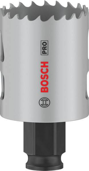 Et sølvfarvet hulsavsvedhæng med takket kant. 'BOSCH Pro'-logo i rødt og sort på siden.