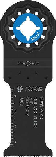 'Bosch Starlock' savklinge til oscillerende værktøjer, sort med blå fastgørelse. Viser centimeter- og tomme-markeringer.