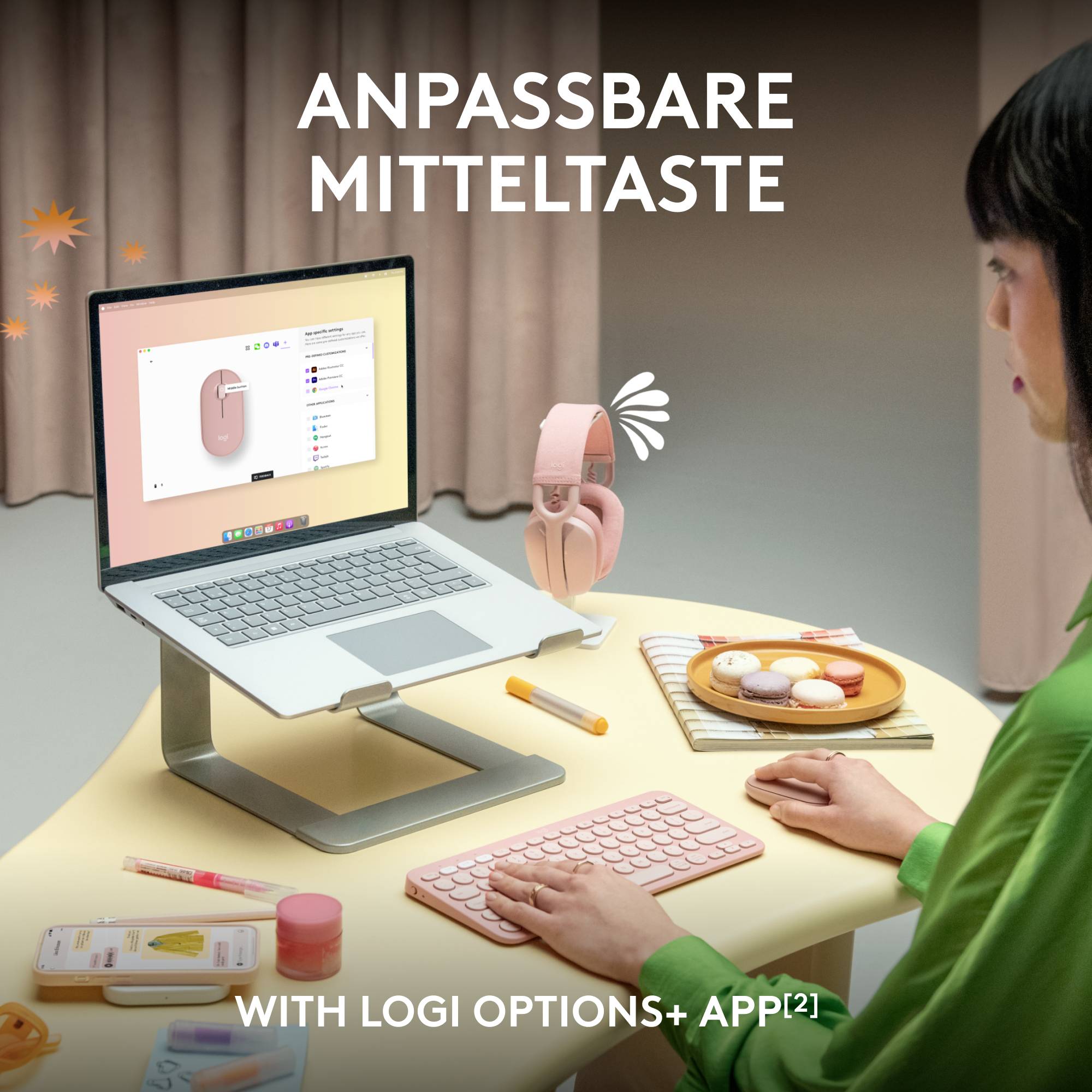 En bærbar computer med åben software ved siden af en mus og pastelfarvet tilbehør. Tekst på billedet: 'Justerbar midterknap med Logi Options+ App'.
