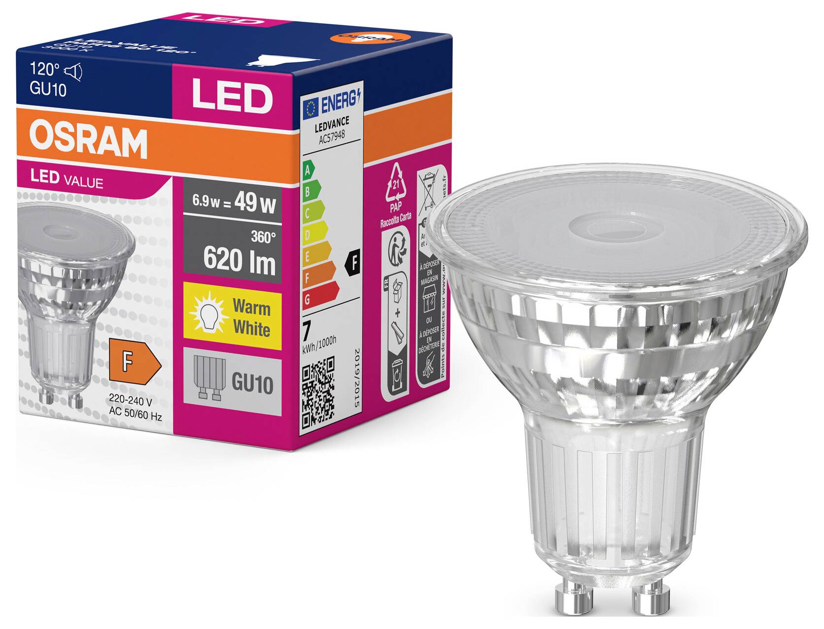 En Osram LED-pære i emballagen. Pæren har 6,9 W, erstatter 49 W, varmt hvidt lys med 620 lm og en energieffektivitetsklasse F.