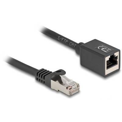 Sort Ethernet-kabel med RJ45-stik og -sokkel, egnet til S/FTP CAT-applikationer, CE-mærket.