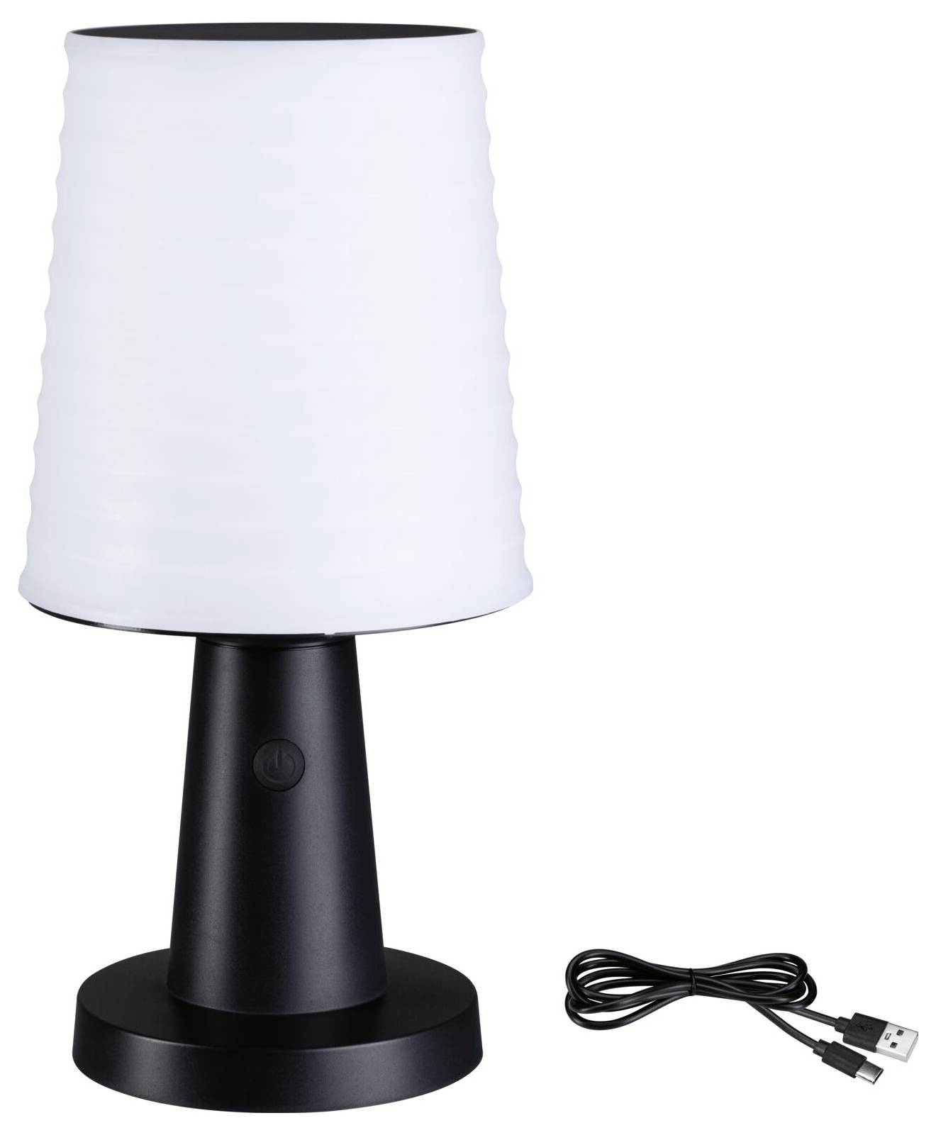 En sort bordlampe med hvid skærm står ved siden af et USB-kabel.