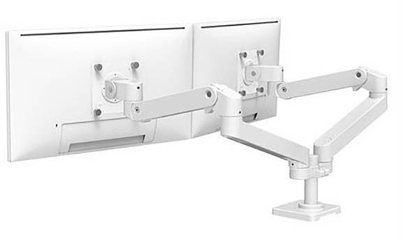 To nøgne hvide monitorarme holder hver deres skærm. Armene er fleksibelt justerbare og monteret på en enkelt fod.