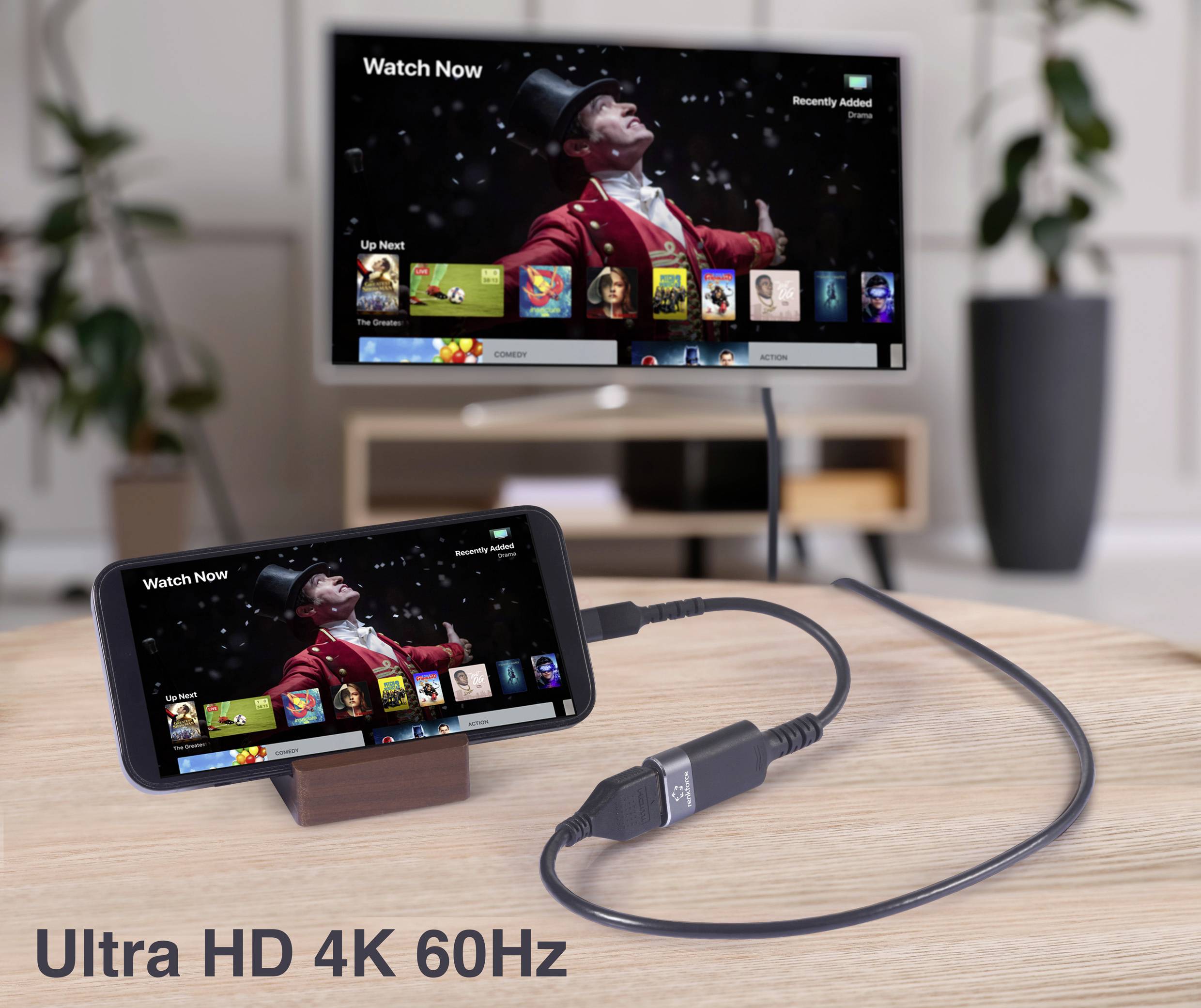 En smartphone viser det samme streaming-indhold som et fjernsyn, forbundet gennem et HDMI-kabel. Tekst: 'Ultra HD 4K 60Hz'.