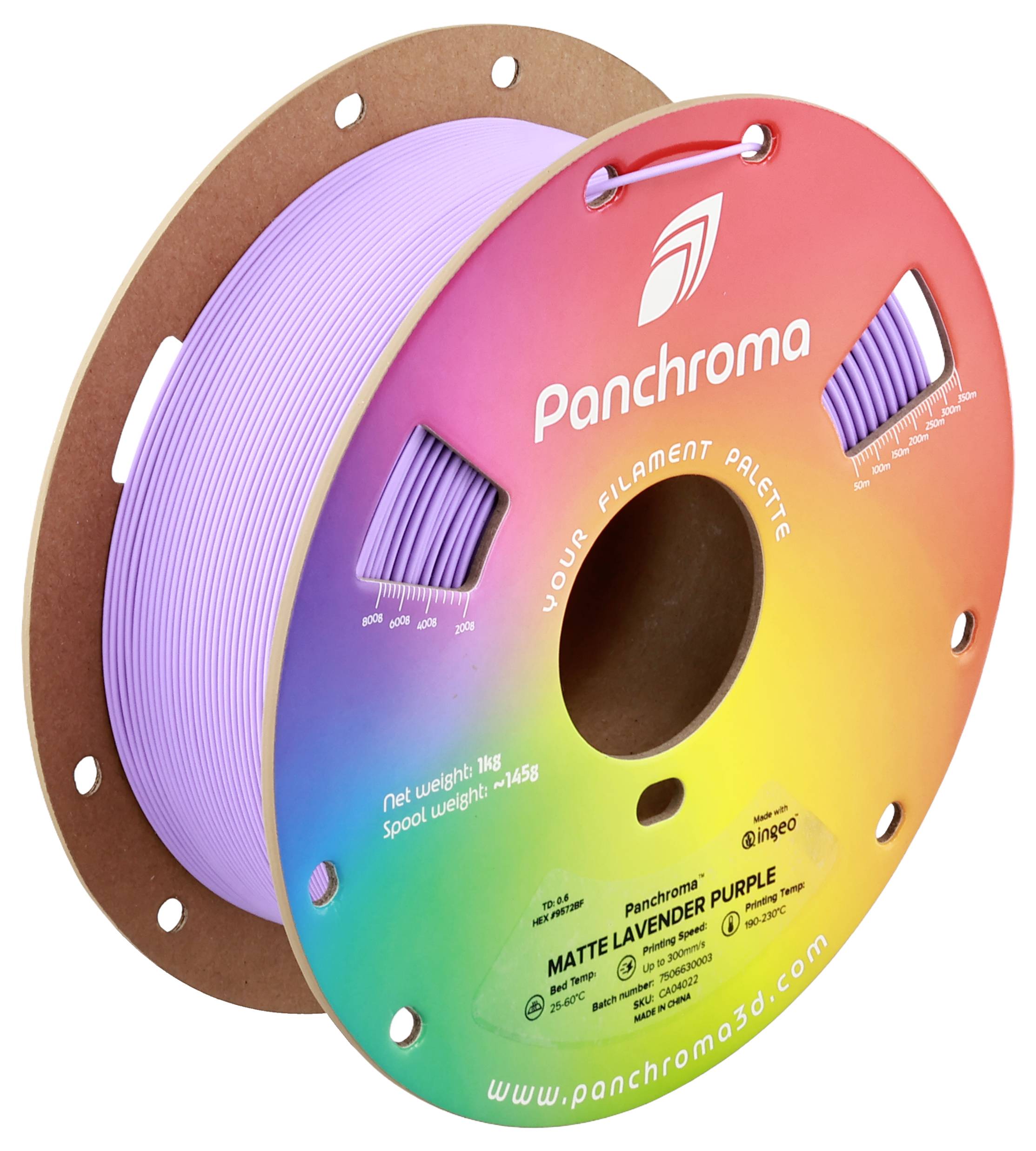 Spole med 3D-printer-filament i lilla. Farverig emballage med 'Panchroma' logo. Vægt 1kg, filament-beskrivelse: 'Matte Lavender Purple'.