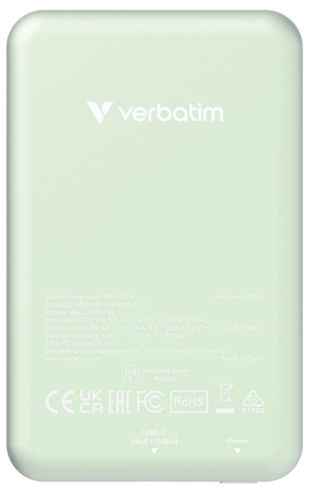 En grøn Verbatim-powerbank med USB-C-stik. Påskriften viser tekniske specifikationer og certificeringslogoer.