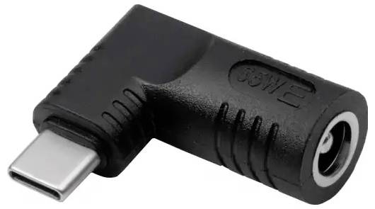 En sort USB-C vinkeladapter, der gør det lettere at tilslutte USB-C-enheder i trange rum.