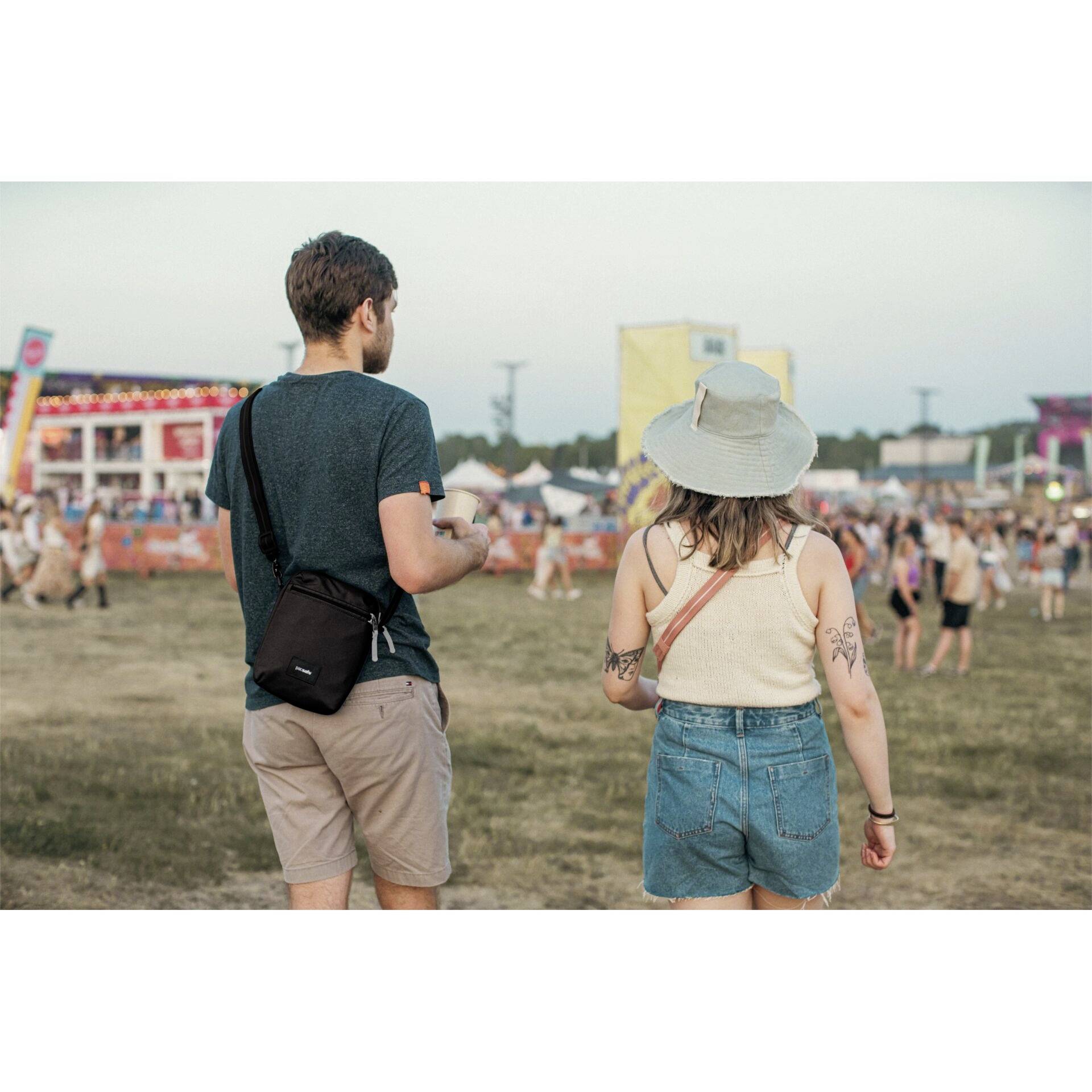 Pacsafe Skuldertaske GO Festival Crossbody schwarz 35170130 1 stk-9