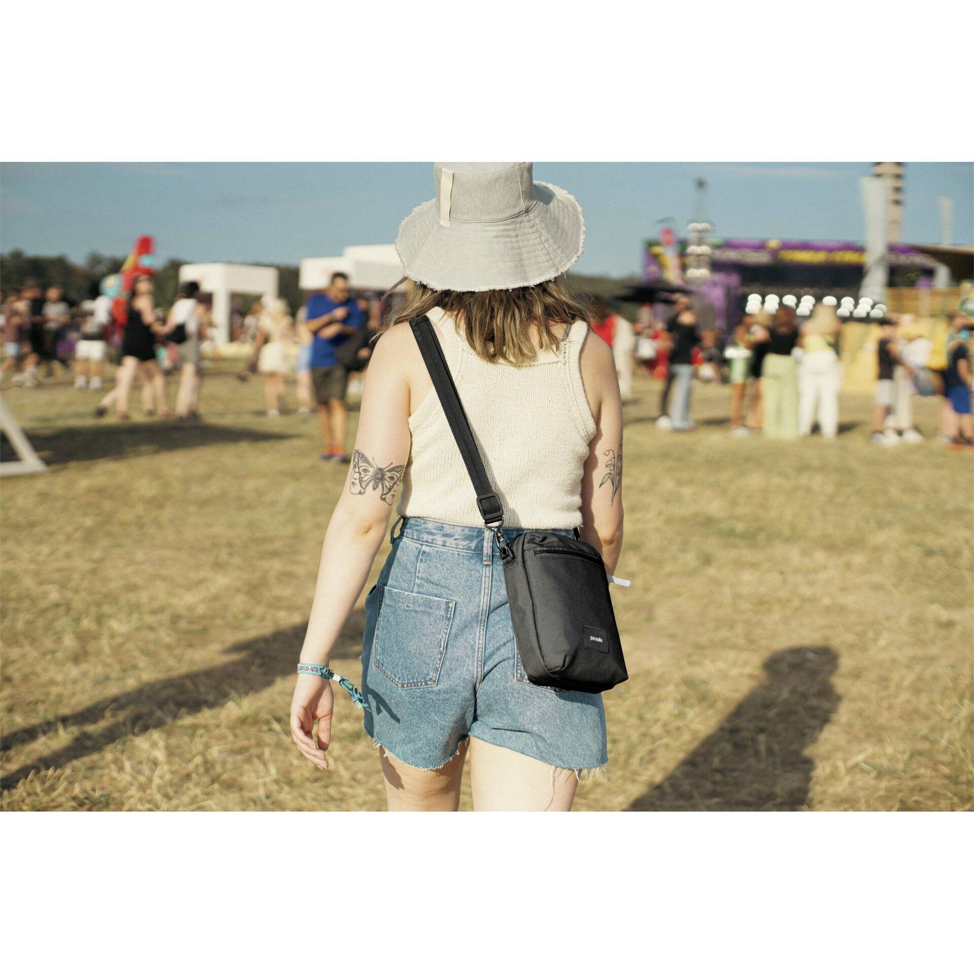 Pacsafe Skuldertaske GO Festival Crossbody schwarz 35170130 1 stk-10