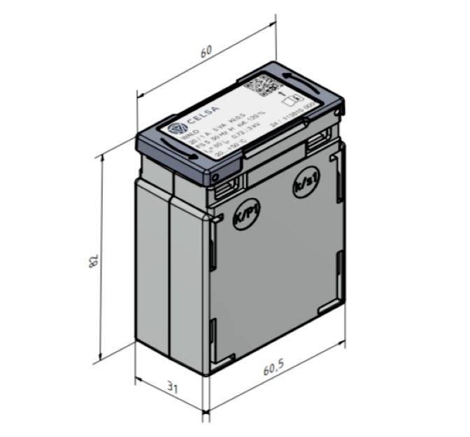 Diagram over et rektangulært elektronisk apparat med følgende dimensioner markeret: 82 mm højde, 60 mm bredde, 60,5 mm dybde. Set oppefra viser diagrammet et mærkat med varemærke.