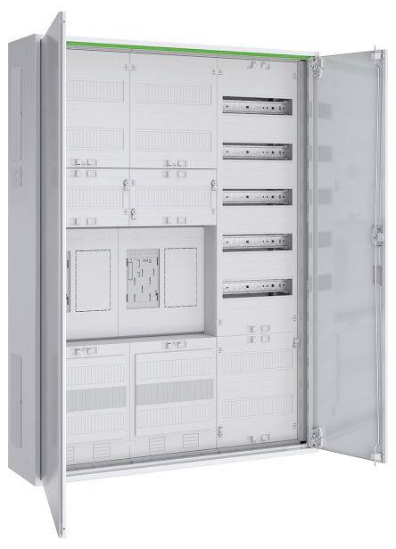 Et åbent elektrisk panel med forskellige komponenter og rum, der viser flere sikringskredse og kontrolenheder indvendigt.