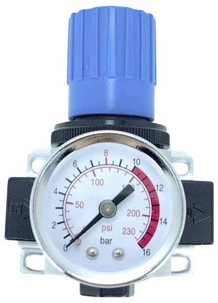 Trykmåler, der viser aflæsninger i psi og bar, med en blå knap. Målerens nål peger på 90 psi, hvilket indikerer systemtrykket.
