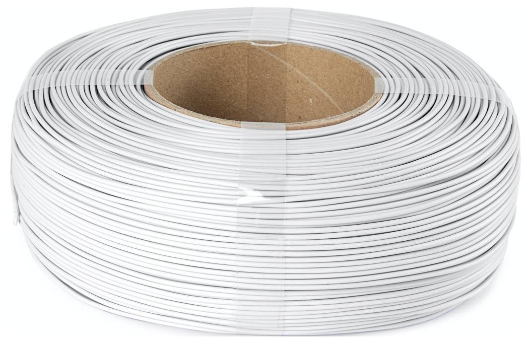 En stor rulle snoet hvid ledning med en papkerne, bundet med plastikindpakning, egnet til elektrisk arbejde eller gør-det-selv projekter.