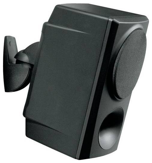 Vægmonteret sort højtaler let vinklet nedad, udstyret med en cirkulær højttalergitter og siddeport.