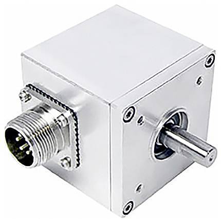 En metallisk firkantet gearkasse med synlige ind- og udgangsaksler og monteringsskruer, designet til mekaniske forbindelser i maskiner.