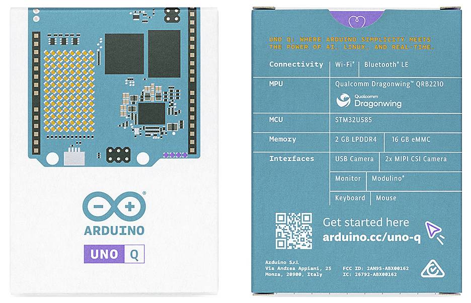 Billedet viser forsiden og bagsiden af en Arduino Uno Q æske. Den fremhæver funktioner som Wi-Fi, Bluetooth LE og en Qualcomm-processor.