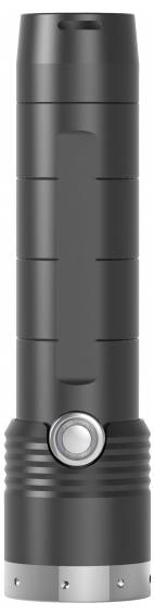 En elegant sort lommelygte med en sølvfarvet knap på siden står lodret. Den har et metalgreb og en glat cylinderformet design.