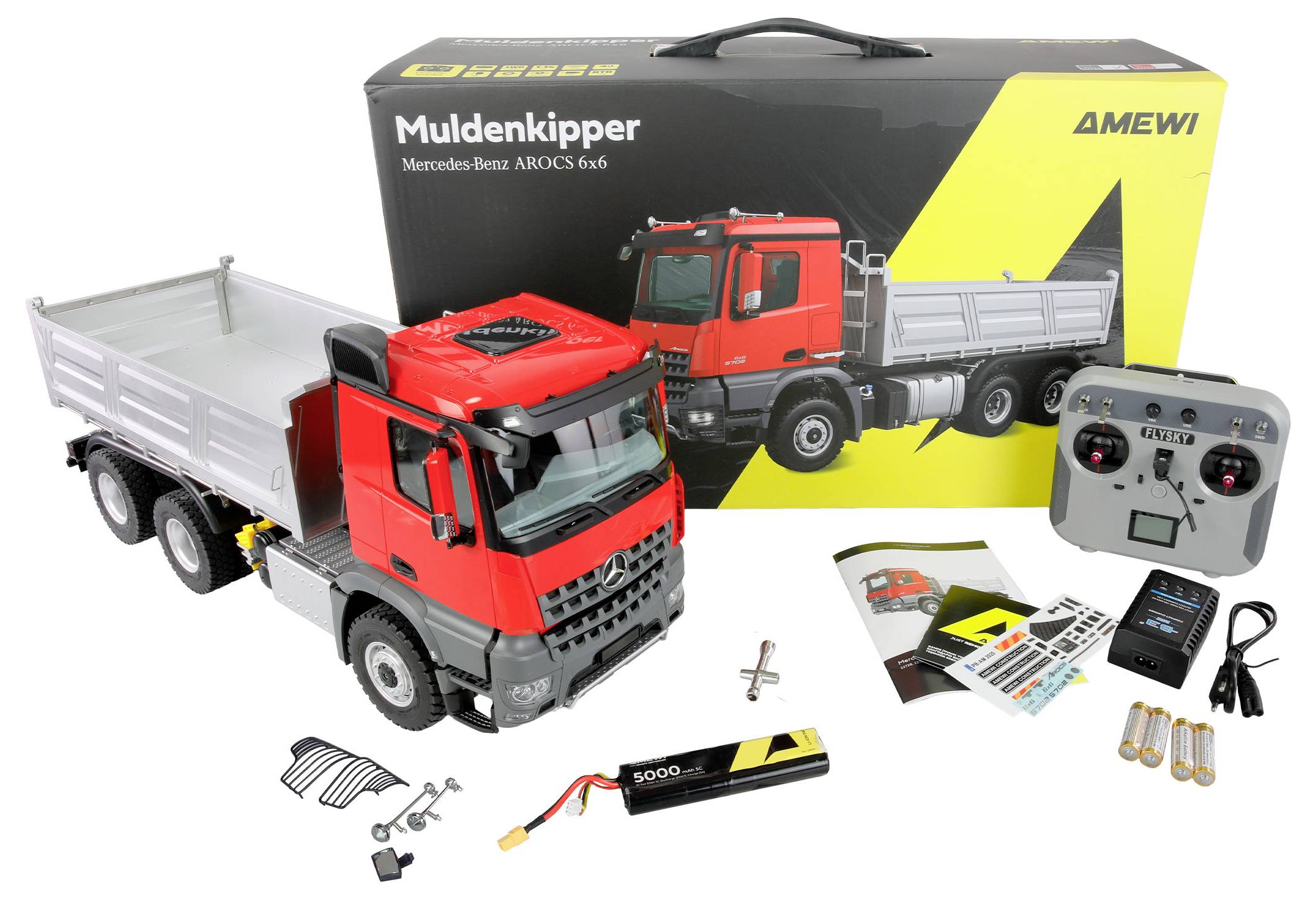 Rød legetøjsdumper foran en kasse med et tilsvarende billedmotiv af lastbilen. Inkluderer en fjernbetjening, batteri, oplader og små værktøjer.