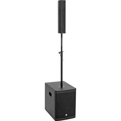 Et kompakt sort højttalersystem med en høj, slank lodret højtaleren monteret på en stang over en subwoofer-base, egnet til arrangementer.