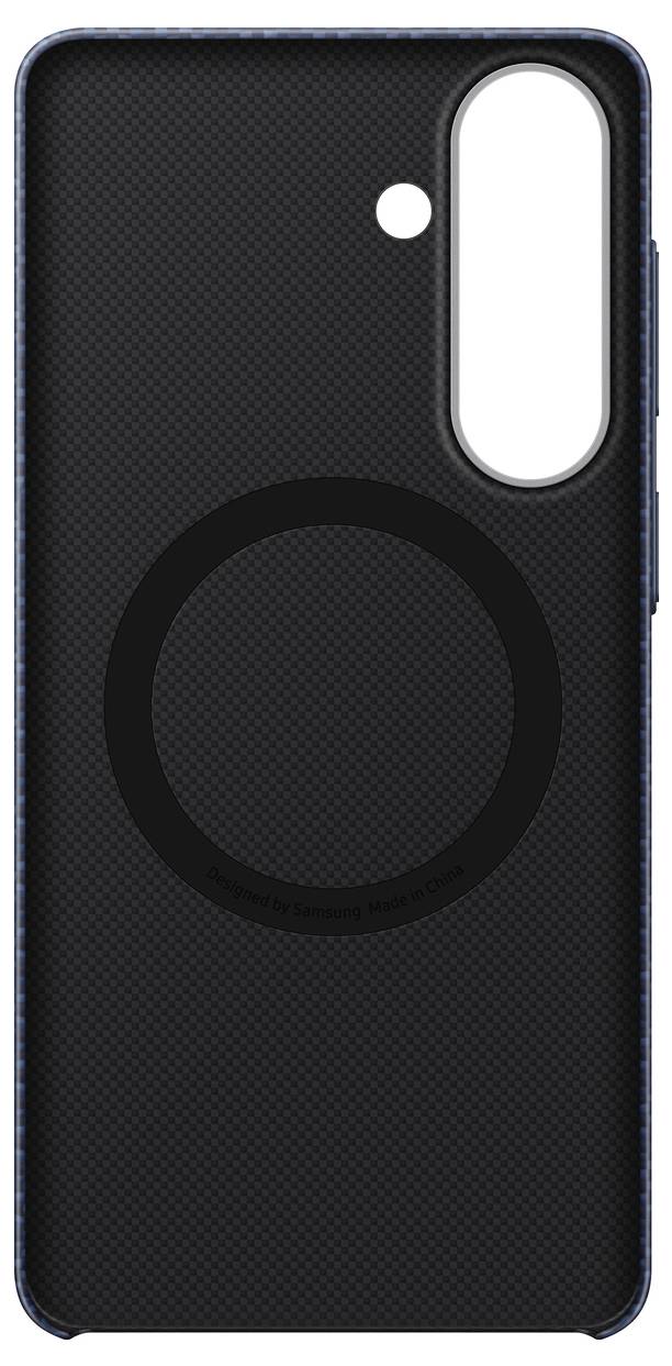 Et sort telefoncover med et cirkulært mønster og kameraafskæringer øverst til højre.