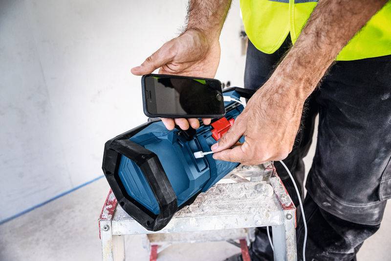 Byggepladsradio Bosch Professional GPB18V-3C FM Powerbank-funktion, stænkvandsbeskyttet, Flerrums-kompatibel-3