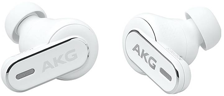 Par af hvide AKG trådløse øretelefoner vist på en ensfarvet baggrund, vinklet for at vise øretelefonen og ladekontakterne.