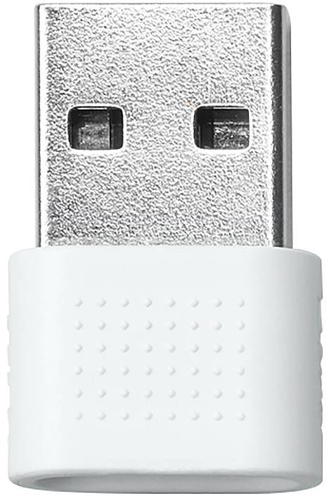 Nærbillede af en USB-A-stik med en hvid beskyttelseshætte, der dækker den nederste halvdel af stikket.