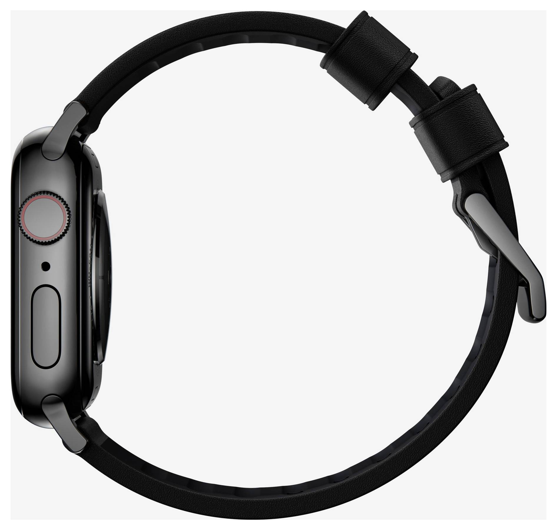 Sort smartwatch vist fra siden med et rundt digitalt krone, sideknap og sort rem på en hvid baggrund.