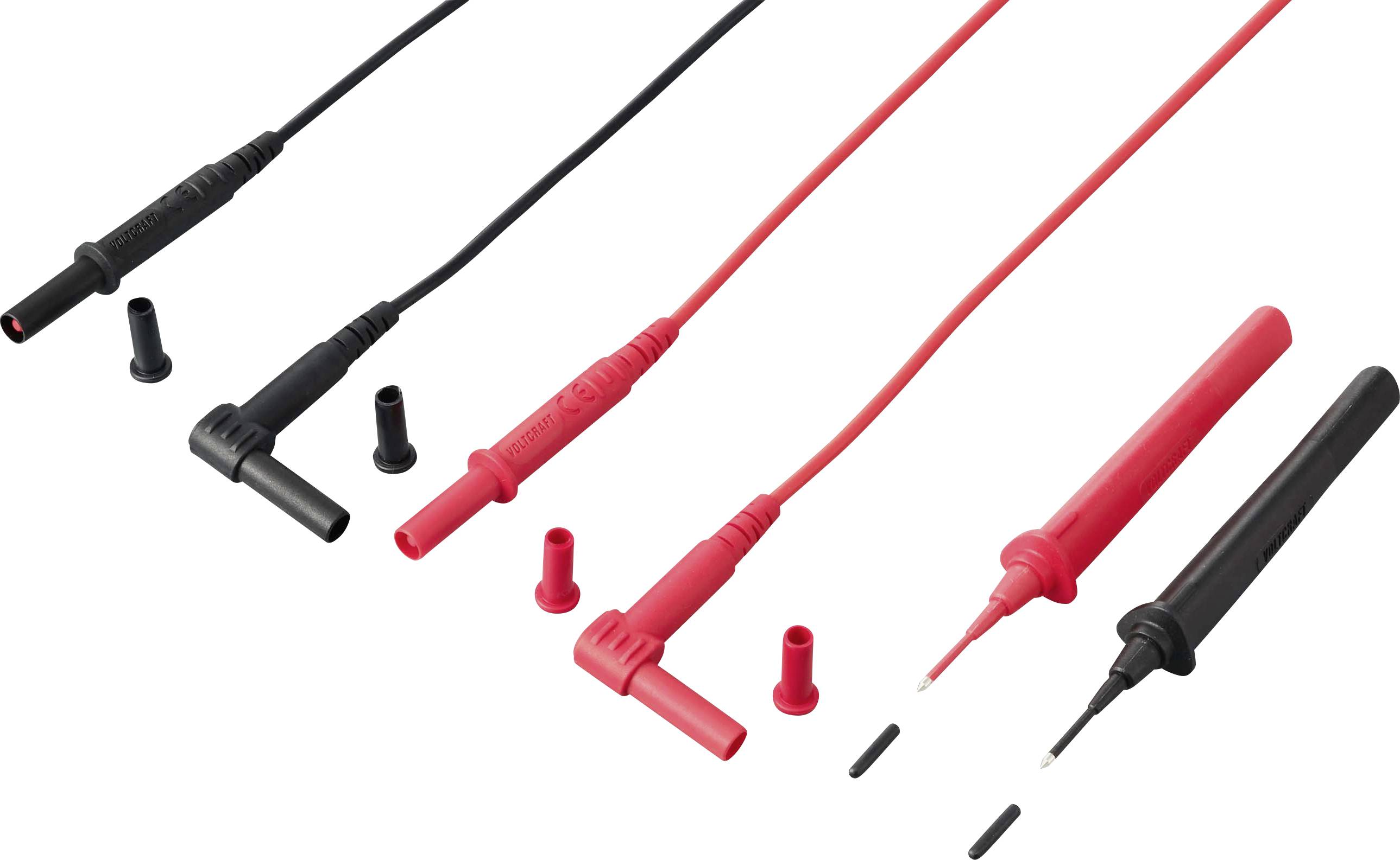 Assorterede røde og sorte multimeter-testledninger og sondetips arrangeret på en hvid baggrund.