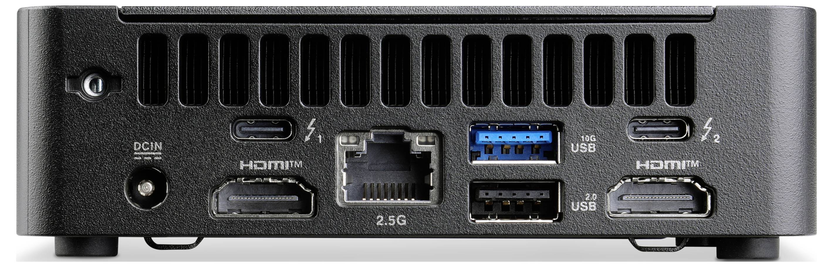 Bagpanel på en mini-pc med strømstik, USB-C, to HDMI-porte, Ethernet og flere USB-A-porte med ventilationsslots.