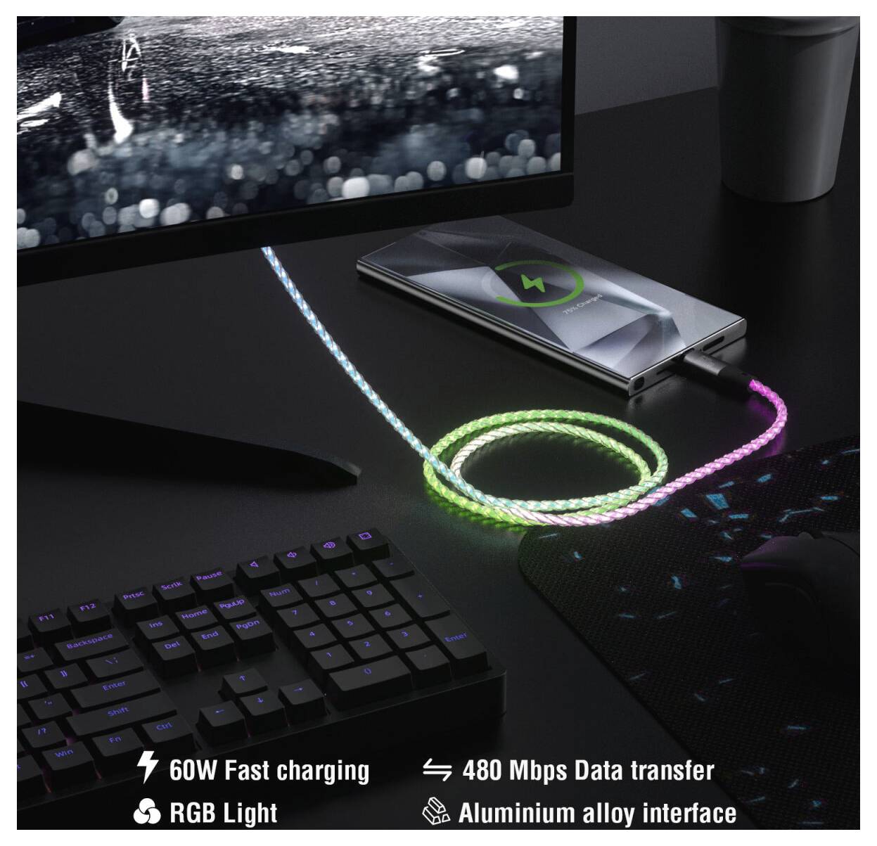 Gamingbord med en telefon, der oplades via lysende flettet kabel; teksten fremhæver 60W hurtigopladning, 480 Mbps dataoverførsel, RGB-lys og aluminiumslegeringsgrænsefladen.