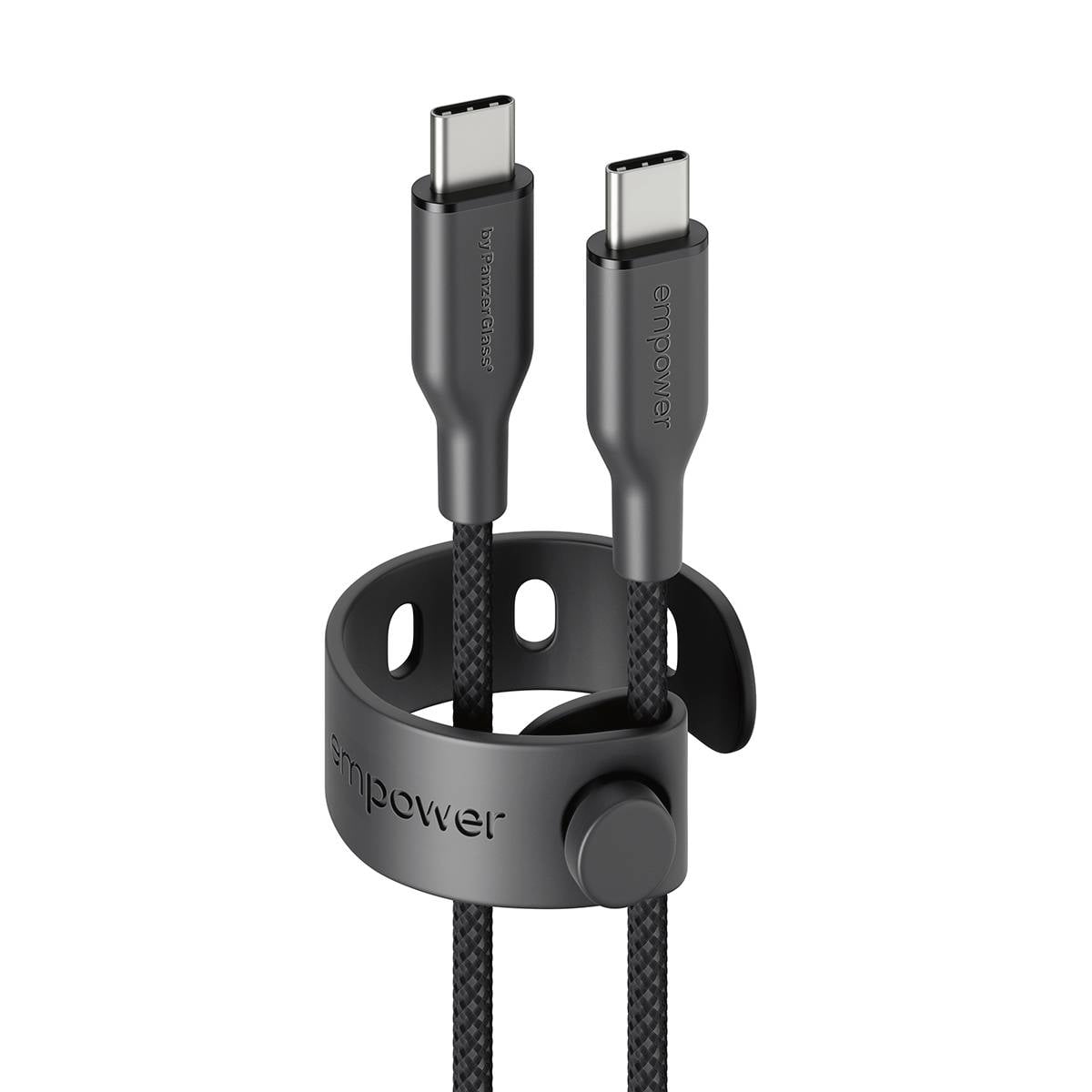 Sort dobbelт USB-C-opladningskabel med flettet ledning og en klip-stil kabelorganizer mærket 'empower' på hvid baggrund.
