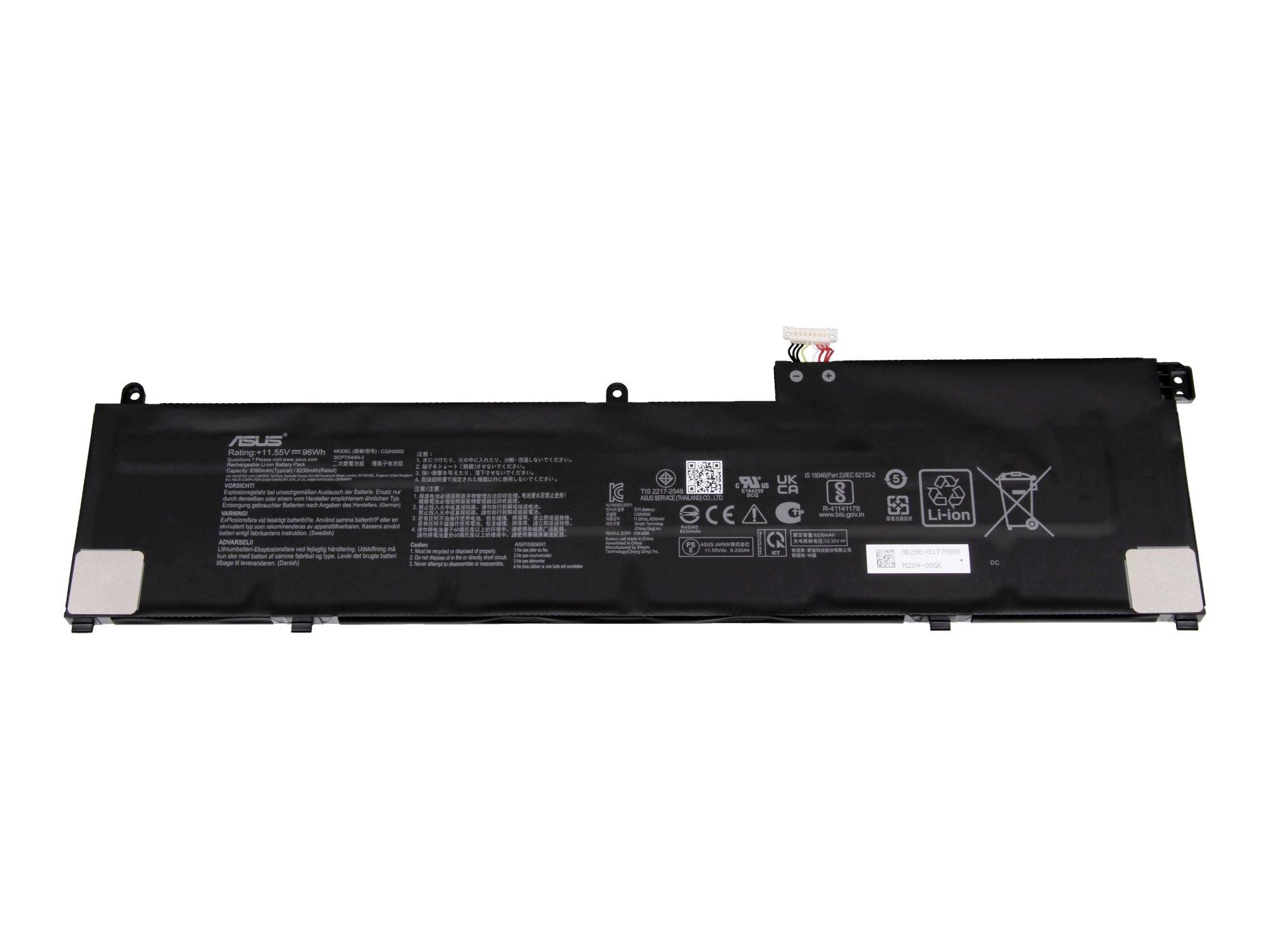 ASUS bærbar computerens batteripakke vist på hvid baggrund, med stik og trykte sikkerhedsetiketter synlige.