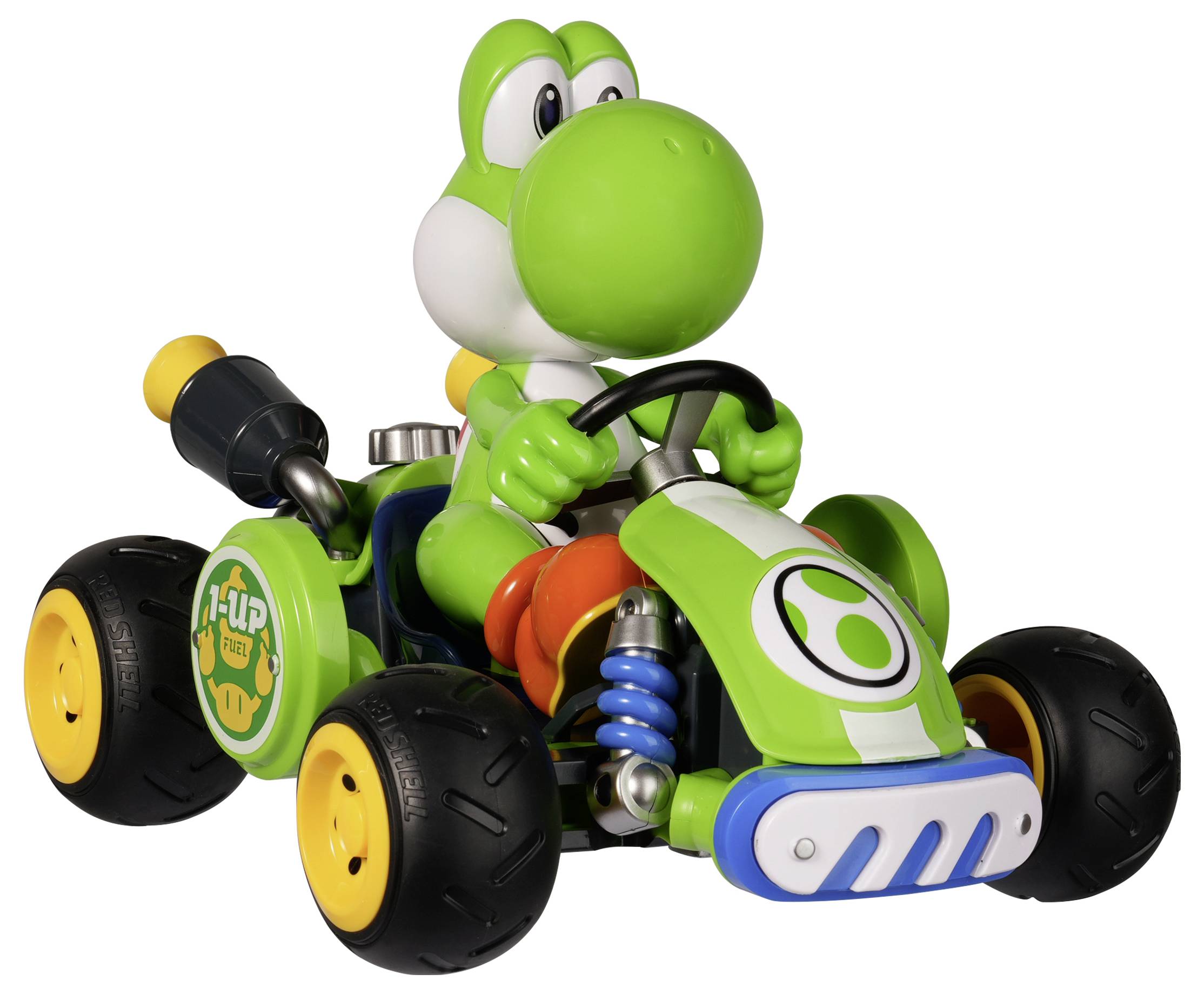 Grøn Yoshi-figur, der kører i en lille grøn go-kart-legetøj med sorte hjul på en hvid baggrund.