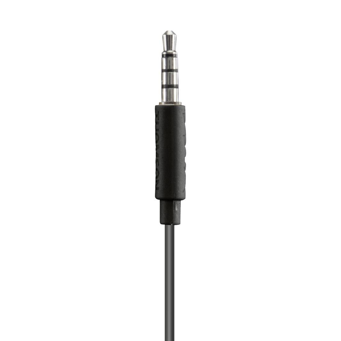 Et sort 3,5 mm lydstik-adapterkabel med en kort stik og lang tynd ledning på en hvid baggrund.
