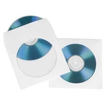 To blå cd'er delvist i hvide papirhylstre på en plain hvid baggrund.