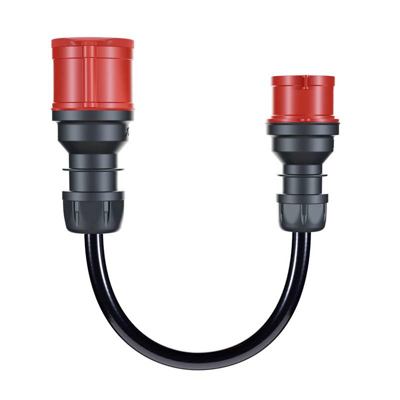 U-formet sort kabel, der forbinder to røde industrielle stik af forskellig størrelse på hvid baggrund.