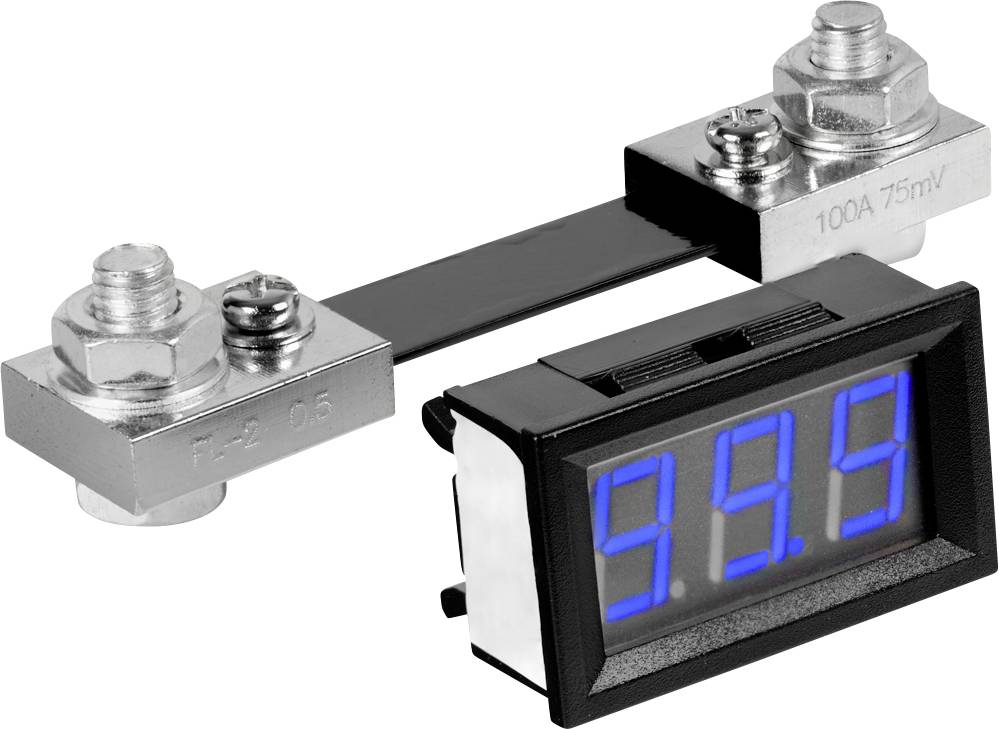Sort digitalt voltmeter-display, der viser 99,9, forbundet med en metalshuntmodstand med skrueterminalerpa en hvid baggrund.
