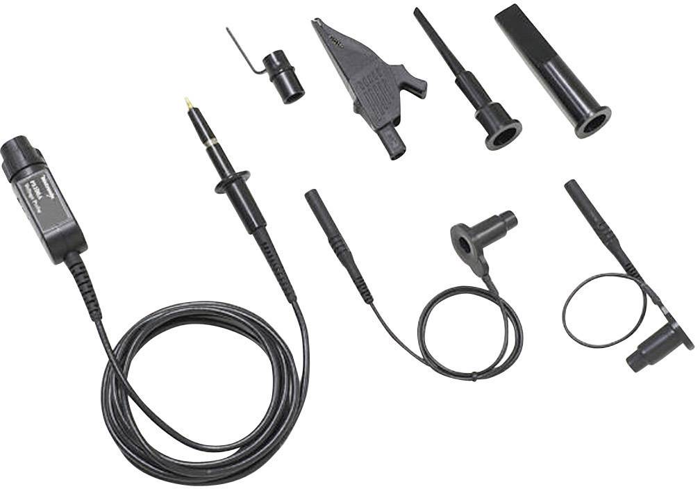 Oscilloskop-tastkabel med forskellige tilbehørsdele til elektrisk signaloptagelse. Indeholder kabel med stik og flere vedhæng.