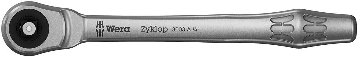 Skralde med et langt, ergonomisk håndtag. Mærkning på håndtaget: 'Wera Zyklop 8000 A X'.