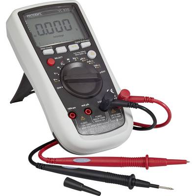 Et digitalt multimeter på et stativ med røde og sorte måleledninger, displayet viser '0000'.